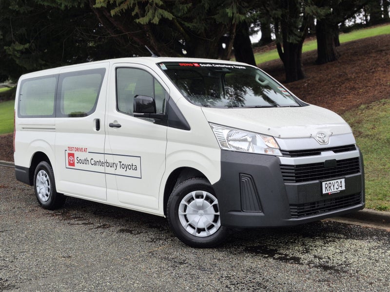 2026 Toyota Hiace ZR 2.8DT 6AT RWD GVN/5D/2S