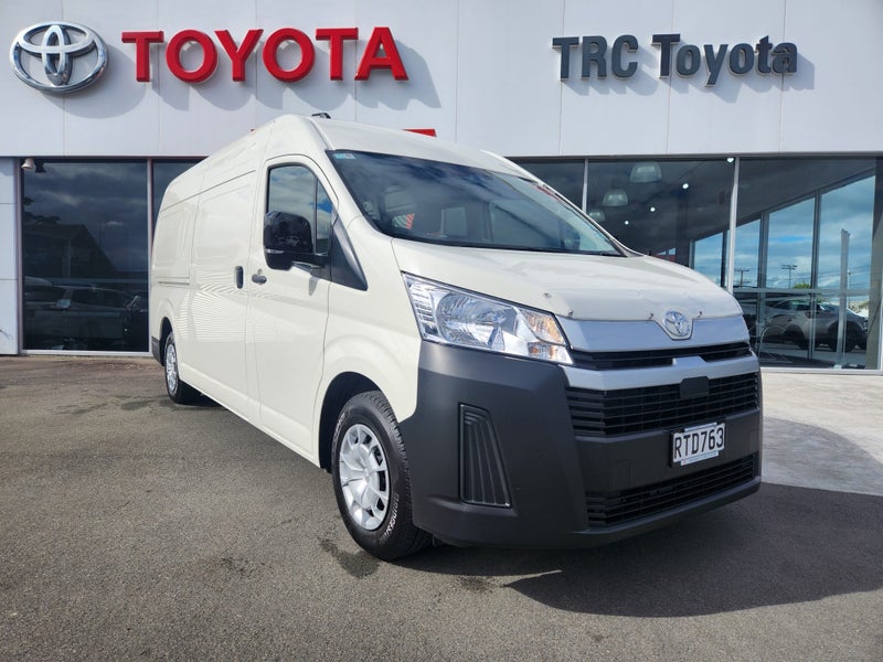 2026 Toyota Hiace ZX 2.8DT Automatic Van - Ex-Demo
