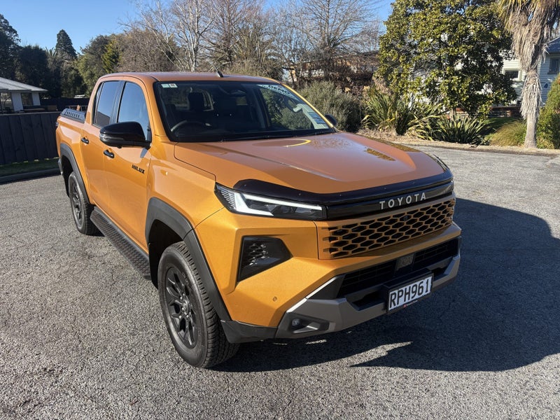 2026 Toyota Hilux Adventure 2.8DT Hybrid 6AT 4W...
