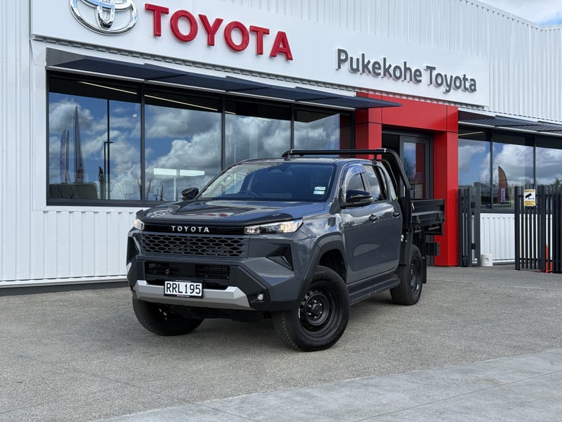 2026 Toyota Hilux SR 2.8DT 6MT 4WD Double Cab F...