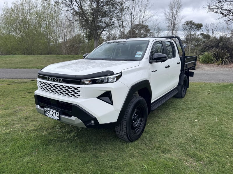 2026 Toyota Hilux SR 2.8DT Hybrid Automatic 4WD...