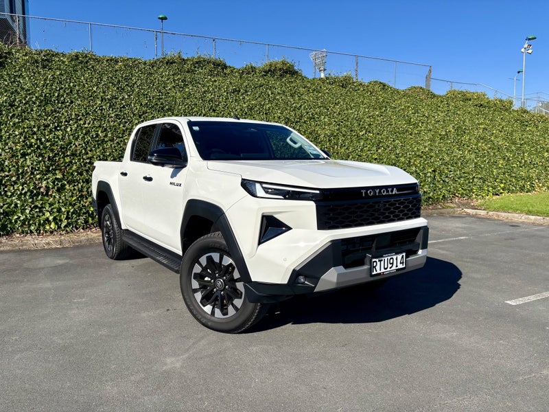 2026 Toyota Hilux SR5 Limited 2.8DT Hybrid 6AT...
