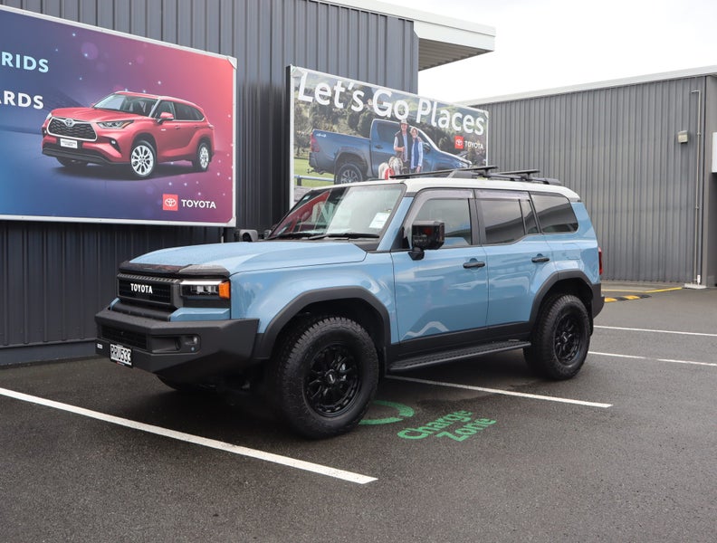 2026 Toyota Land Cruiser Prado ADV 2.8D Hybrid...