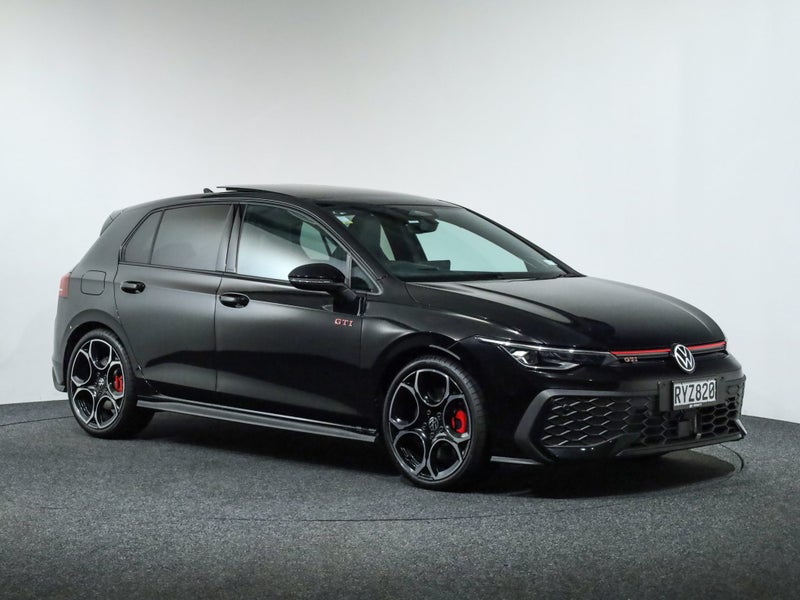2026 Volkswagen Golf 8.5 GTI Touring 195kW