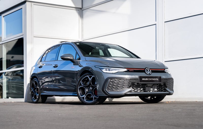 2026 Volkswagen Golf GTI Facelift 195kW Touring...
