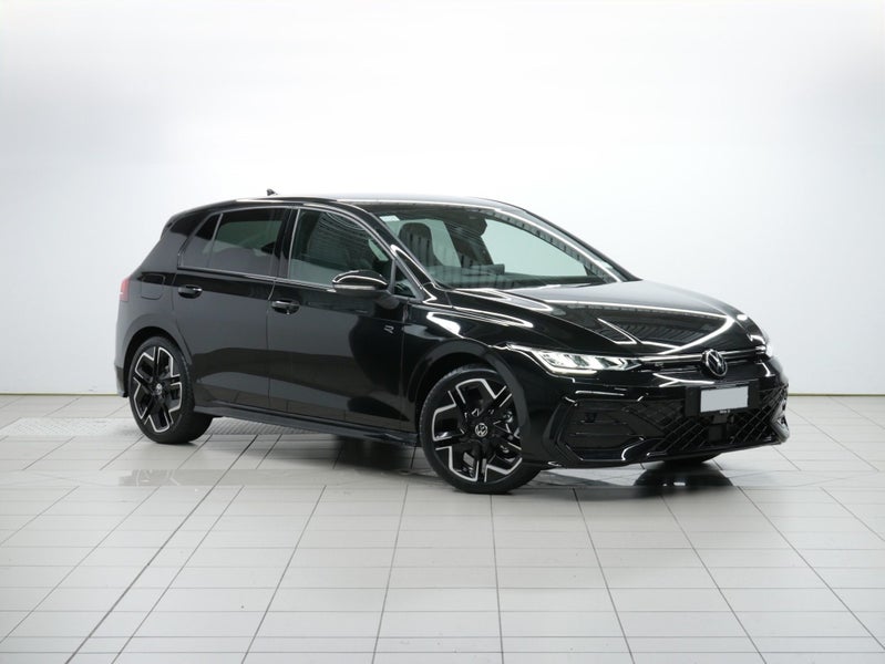 2026 Volkswagen Golf R-Line