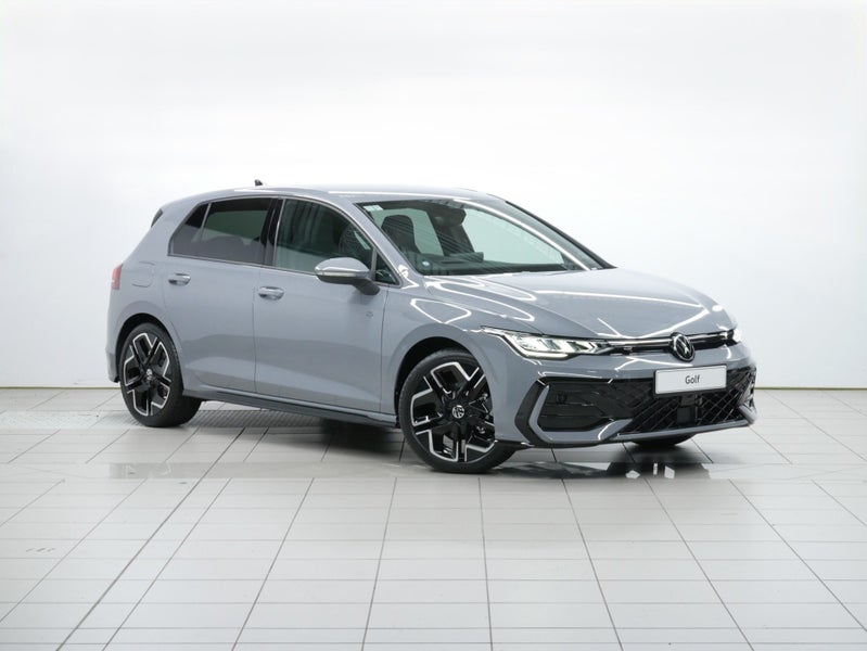 2026 Volkswagen Golf R-Line