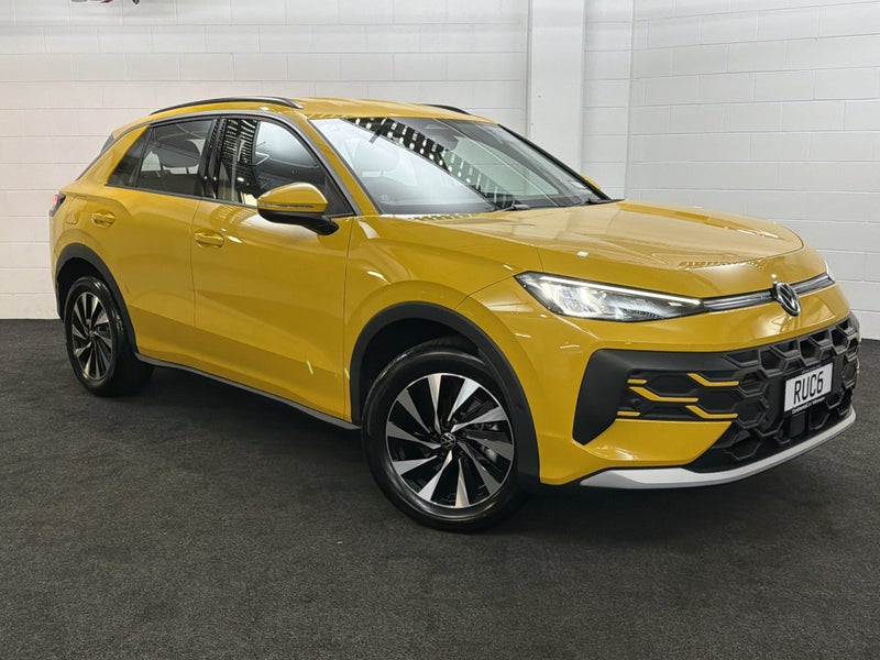 2026 Volkswagen T-Roc Hybrid | Life