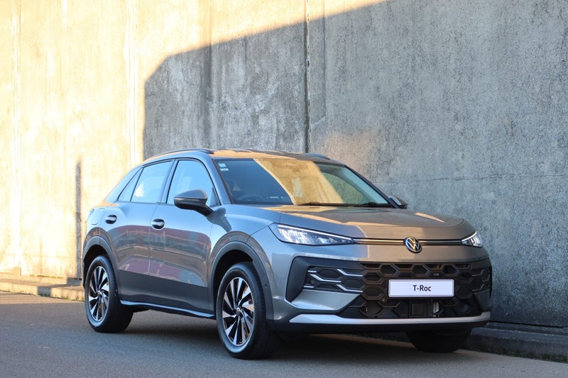 2026 Volkswagen T-Roc Life