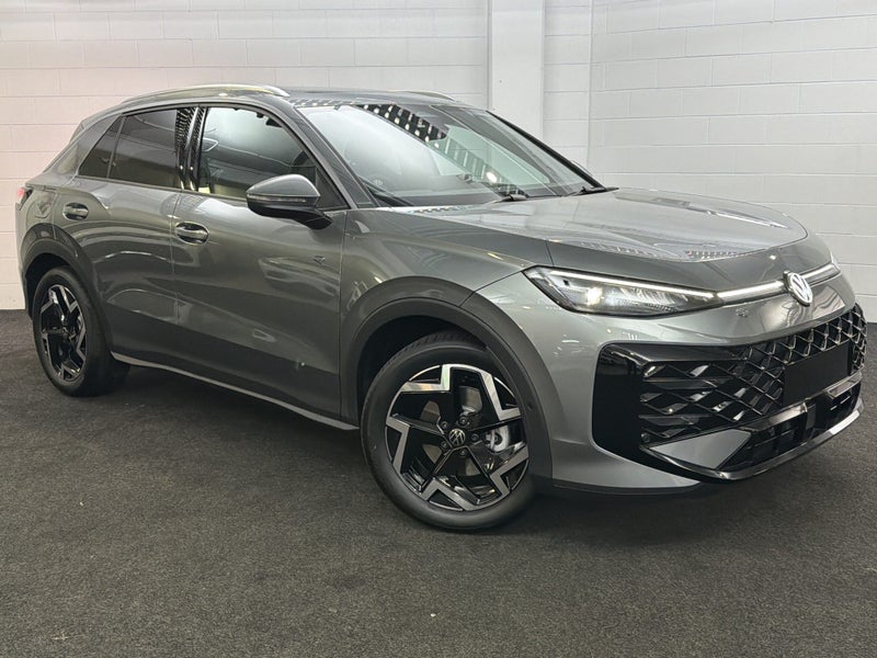 2026 Volkswagen T-Roc R-LINE