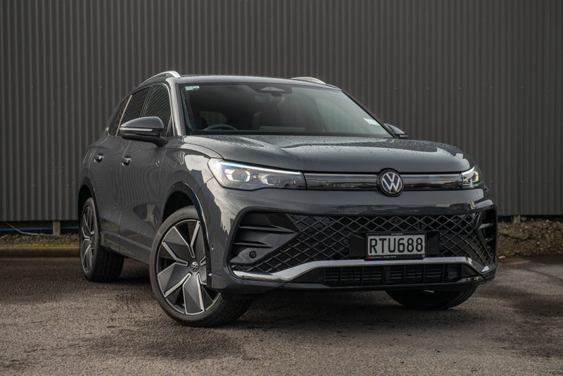 2026 Volkswagen Tiguan R-Line AWD 2.0