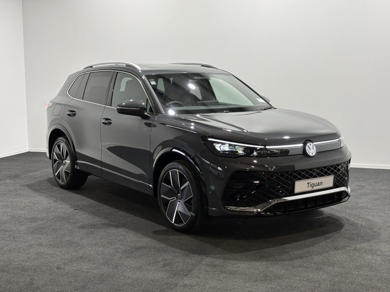 2026 Volkswagen Tiguan R-Line AWD