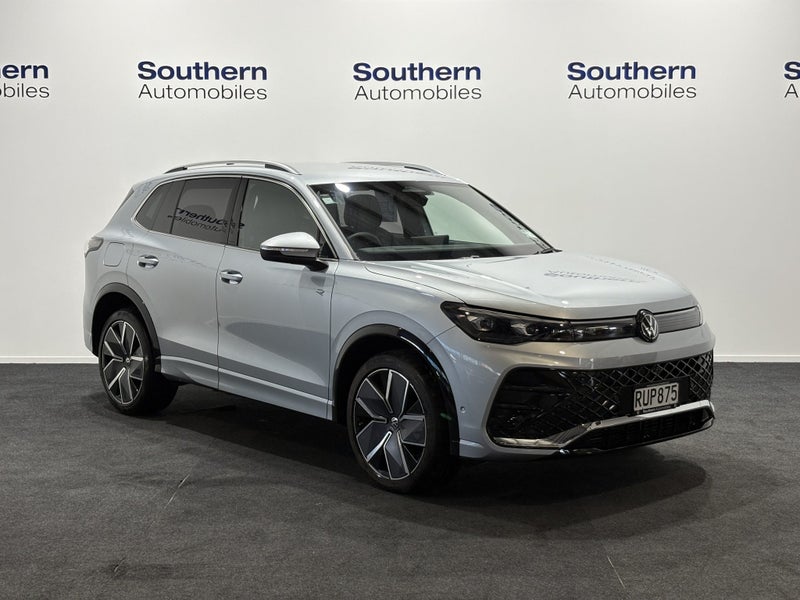 2026 Volkswagen Tiguan R-Line AWD