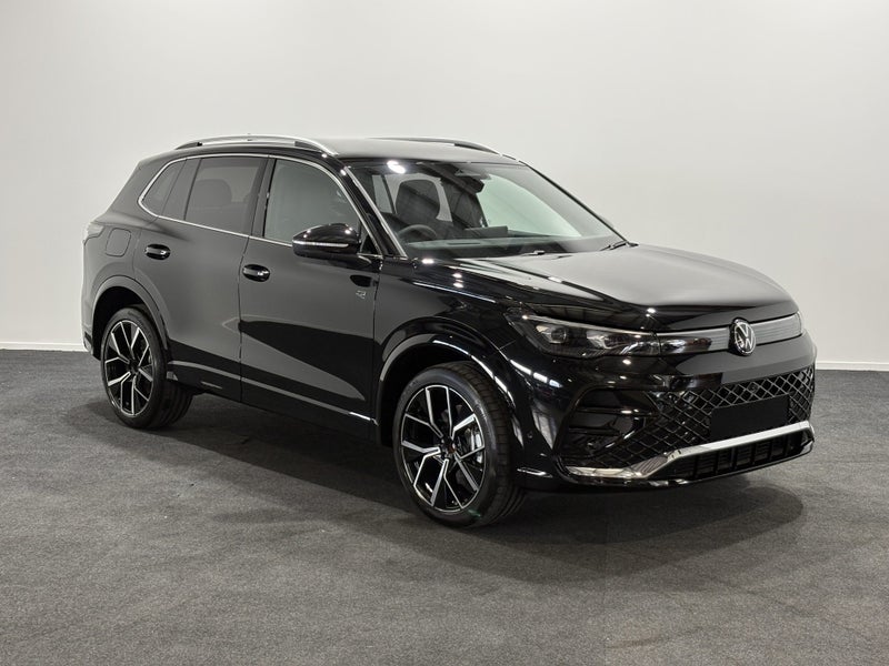 2026 Volkswagen Tiguan R-Line AWD