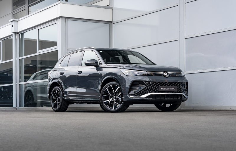2026 Volkswagen Tiguan R-Line AWD Turbo 195kW T...