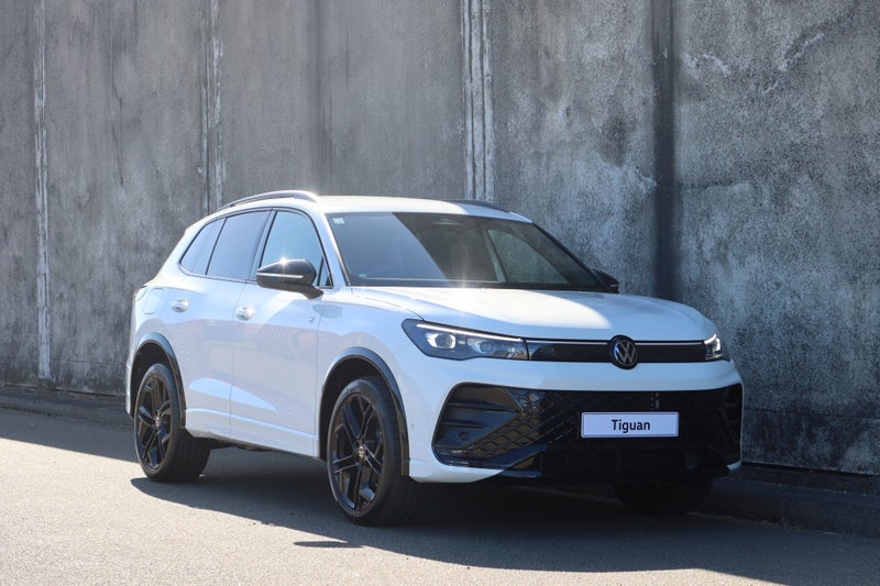 2026 Volkswagen Tiguan R-Line Black Pack