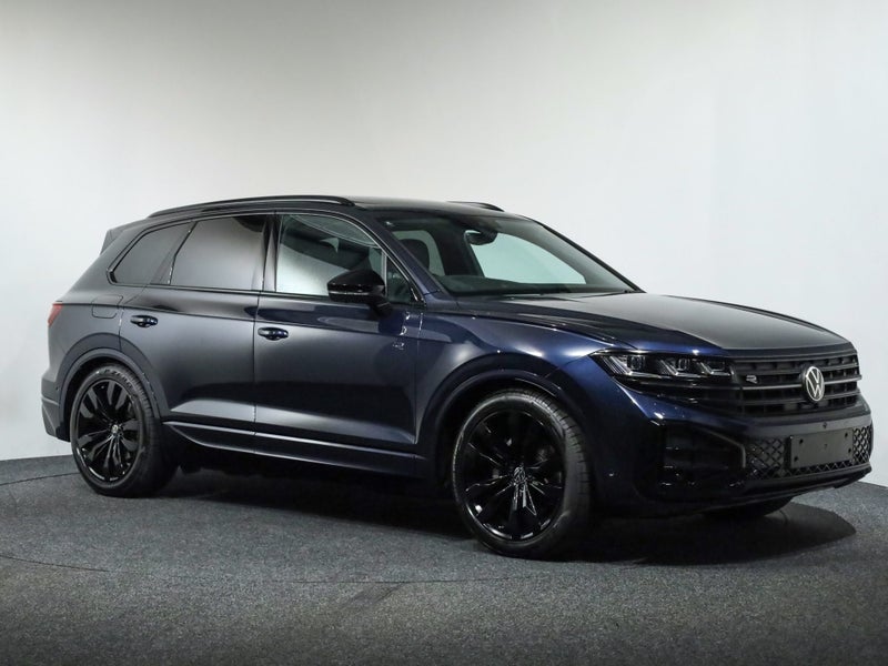 2026 Volkswagen Touareg V6s R-Line Final Editio...
