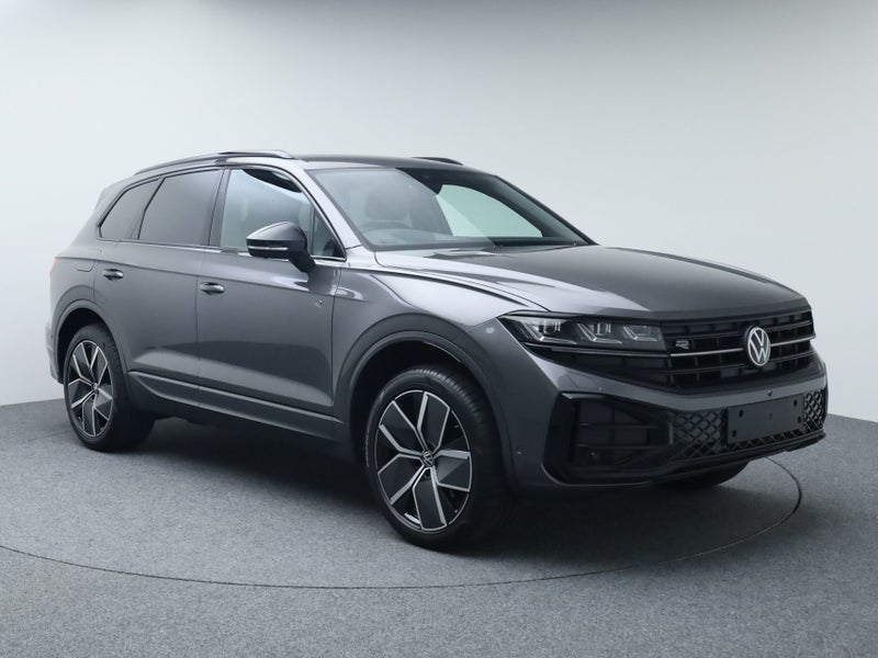 2026 Volkswagen Touareg V6S TDI R-Line Final Ed...