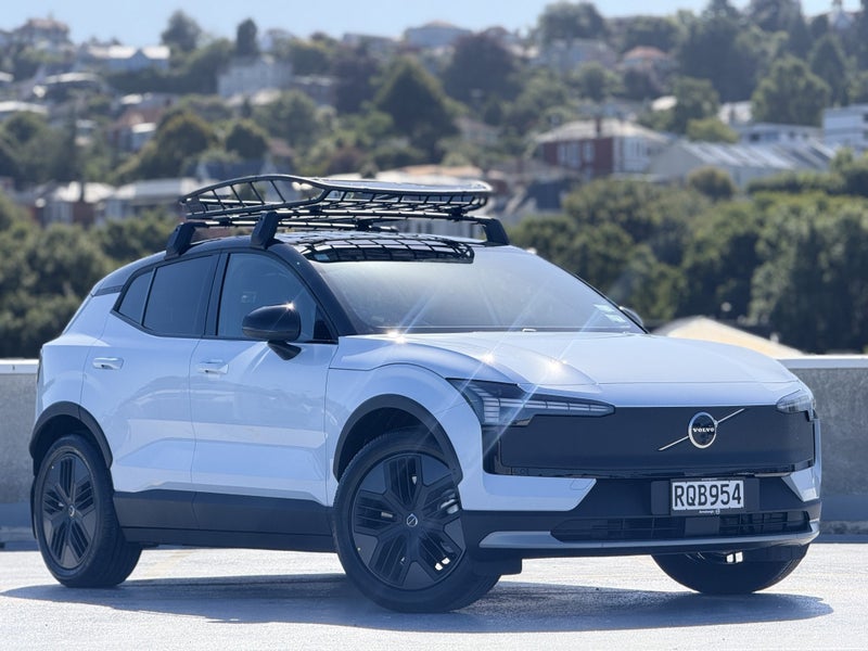 2026 Volvo EX30 Cross Country Ultra