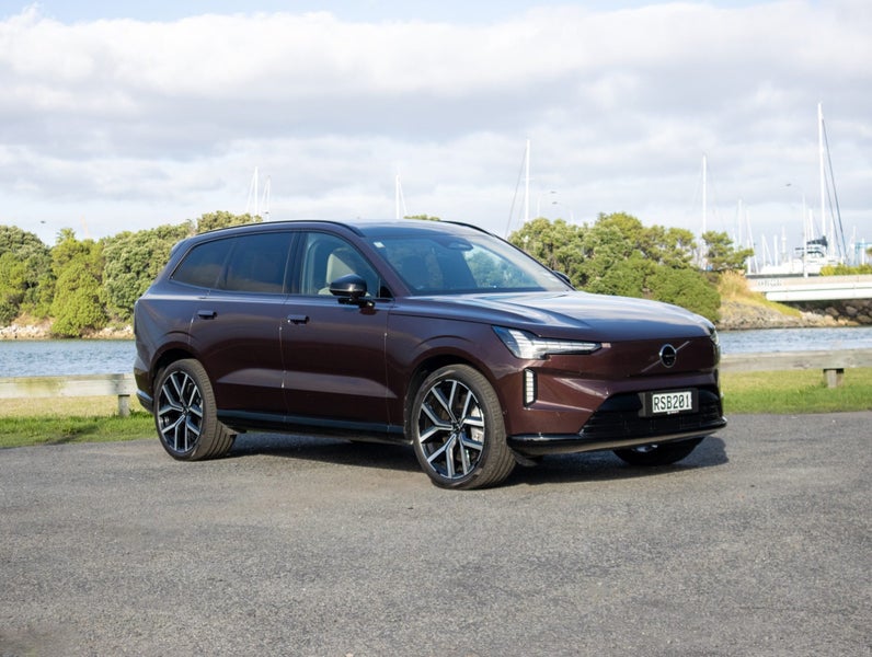 2026 Volvo EX90 ULTRA Twin Motor Performance