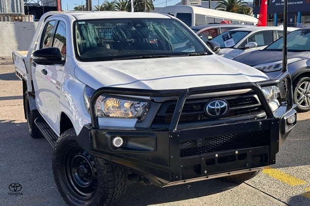 2022 Toyota HiLux 4x4 SR