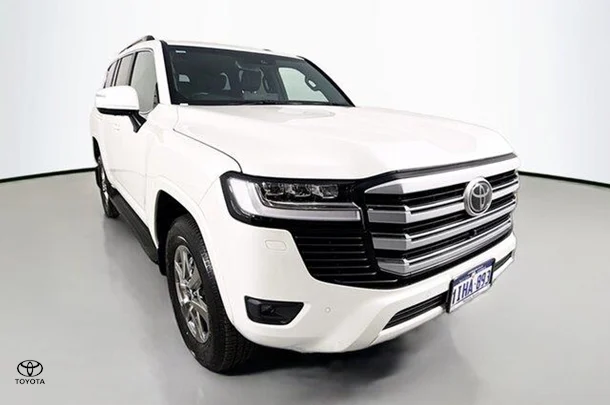 2024 Toyota LANDCRUISER VX