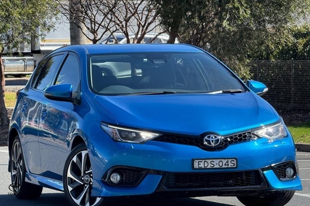 2018 Toyota COROLLA ZR