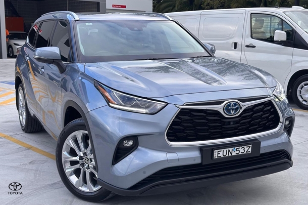 2022 Toyota Kluger Hybrid AWD GRANDE