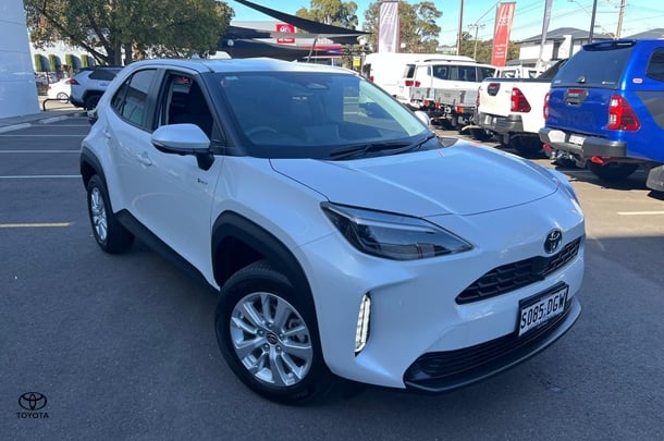2025 Toyota Yaris Cross Hybrid GXL