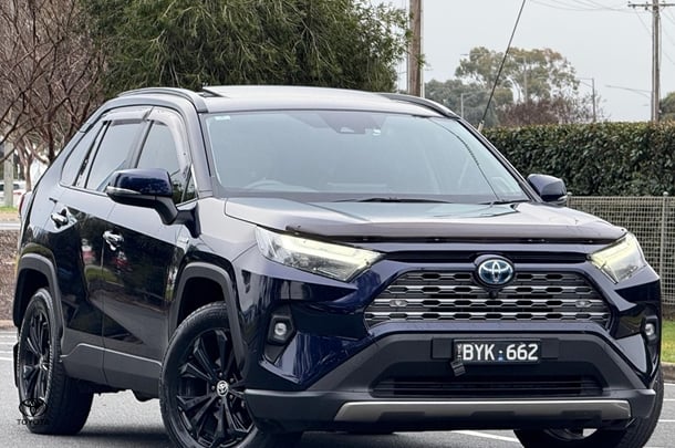 2022 Toyota RAV4 HYBRID Cruiser-AWD
