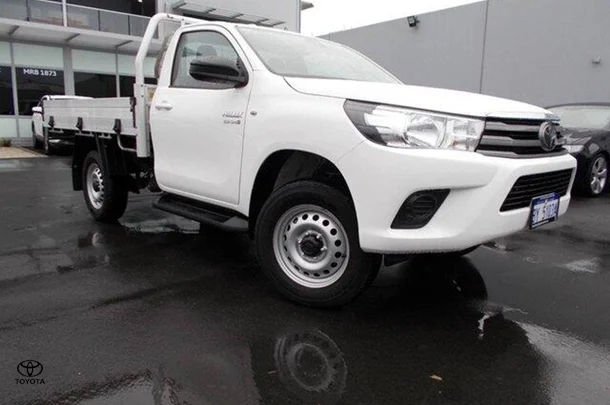2023 Toyota HILUX 4x4 SR