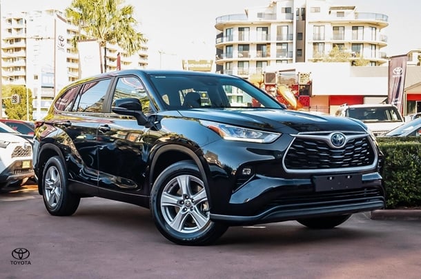 2023 TOYOTA Kluger Hybrid GX AWD