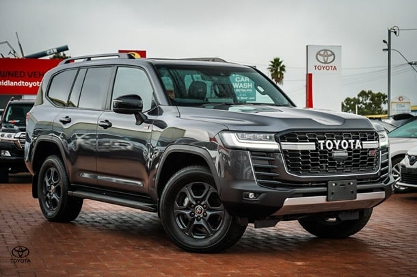 2024 Toyota Landcruiser GR-S