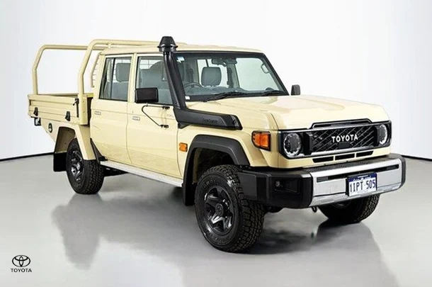 2024 Toyota LANDCRUISER MILITARY GXL