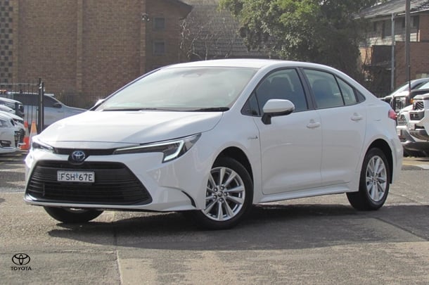 2024 Toyota Corolla Sedan Hybrid Ascent Sport