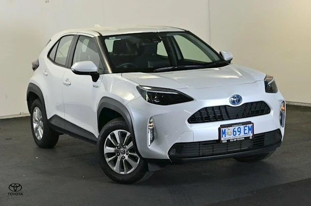2023 Toyota Yaris Cross Hybrid GX