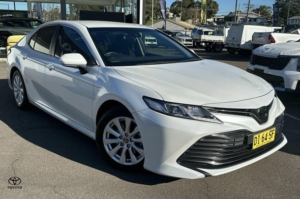 2019 Toyota Camry Ascent