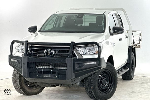 2022 Toyota Hilux SR
