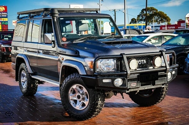 2021 Toyota LC Military GXL