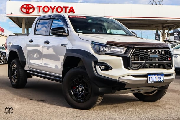 2024 Toyota HILUX GR-S