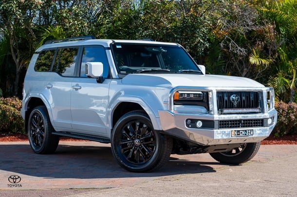 2024 TOYOTA Prado Kakadu