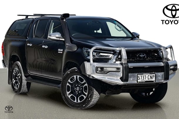 2021 Toyota HILUX SR5