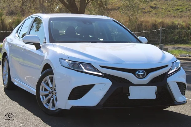 2020 Toyota Camry Hybrid Ascent Sport