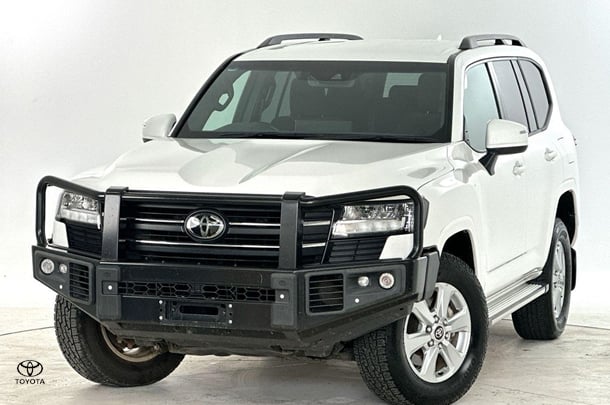 2023 Toyota Landcruiser GXL