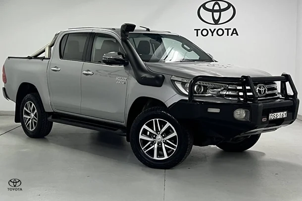 2017 Toyota Hilux SR5