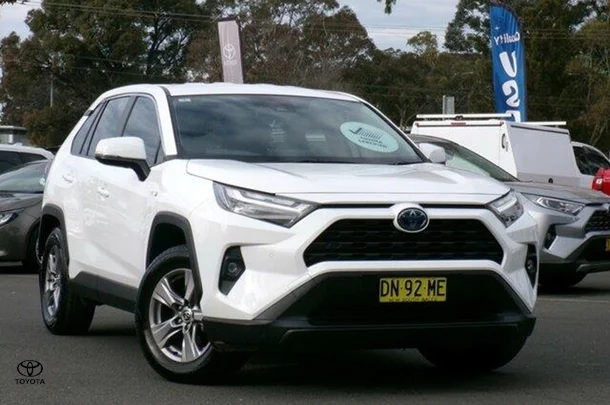 2023 Toyota RAV4 GX