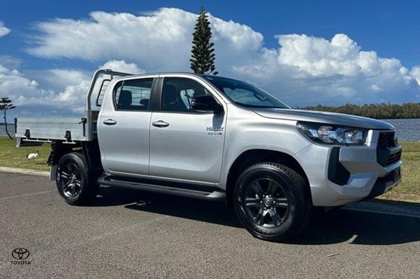 2024 Toyota Hilux 4x4 SR
