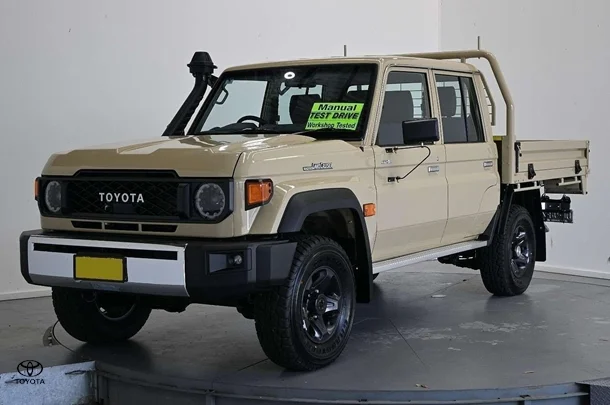 2025 Toyota LC Military GXL