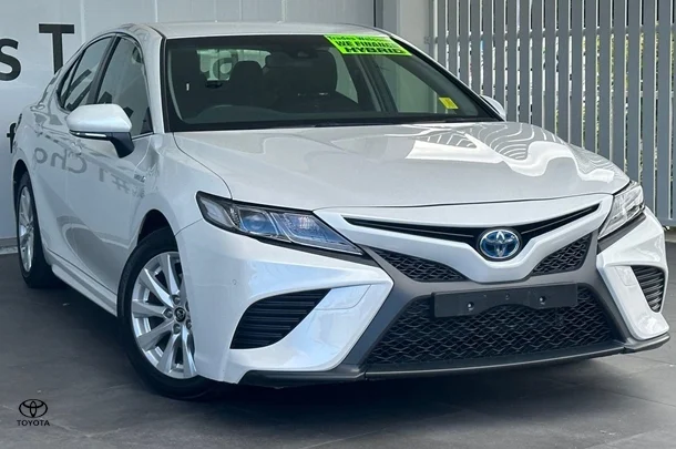 2018 Toyota Camry Hybrid Ascent Sport