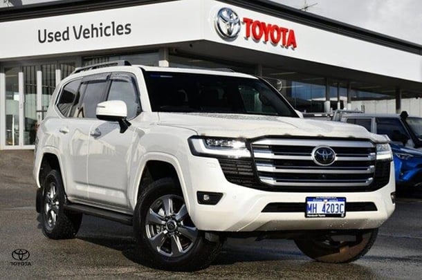 2023 Toyota Landcruiser VX
